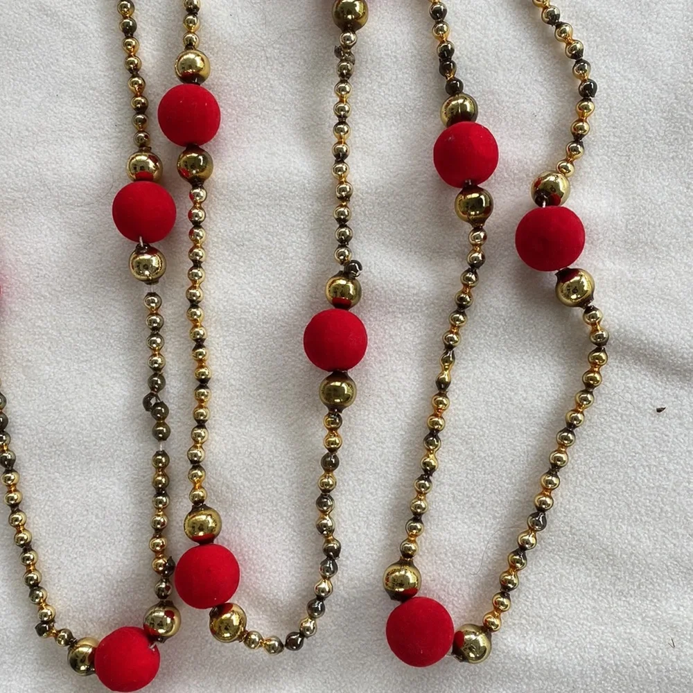 Vintage Glass String Beads Christmas/Holiday Vintage